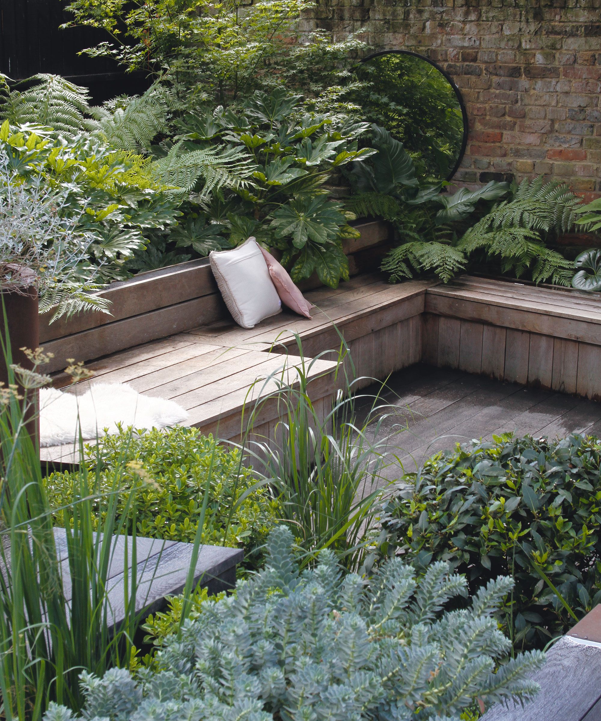 Creative Ideas for Small Garden Spaces