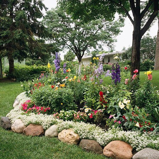 Innovative Ways to Define Your Garden
  with Edging