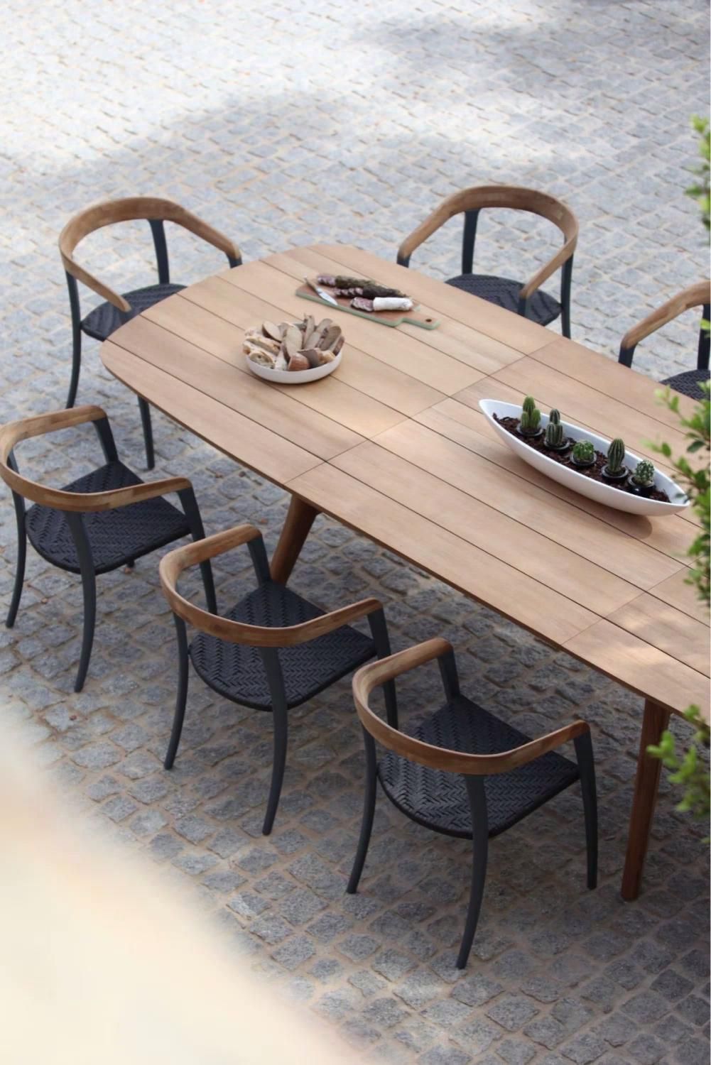 Choosing the Perfect Outdoor Dining
  Furniture for Your Patio