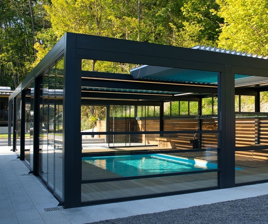 Benefits of Installing a Pool Enclosure