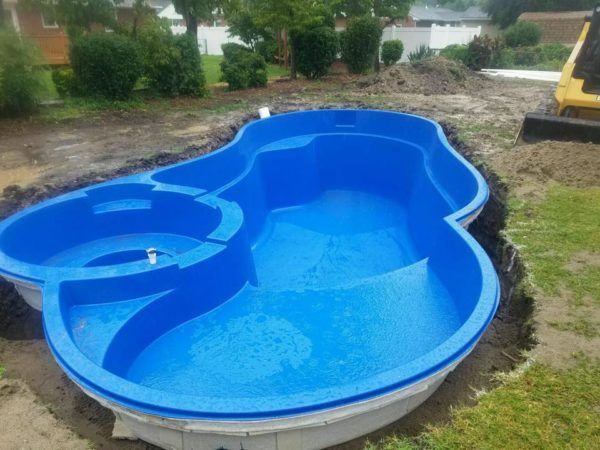 Tips for Maintaining Your Fiberglass Pool