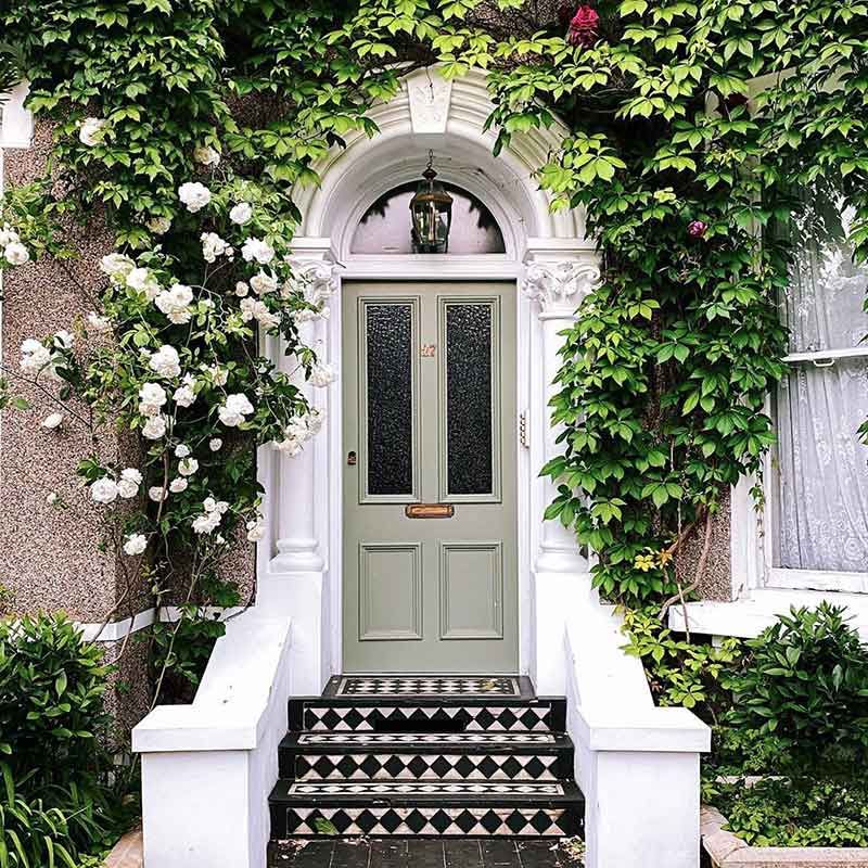 The Importance of Front Door Design in
Creating a Welcoming Entryway