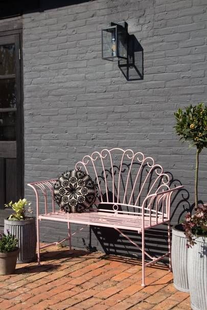 Enhance Your Outdoor Spaces with Stylish
Metal Garden Furniture