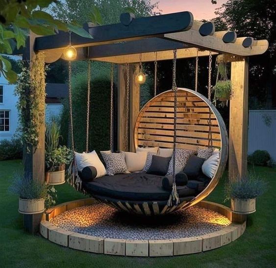 Experience Luxury and Comfort with an
  Outdoor Daybed