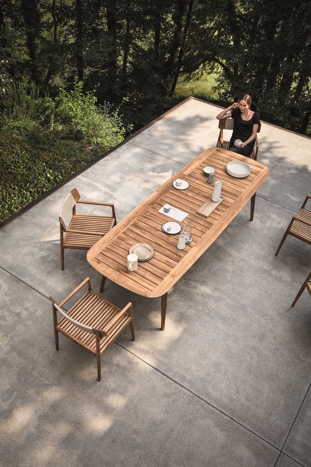 The Ultimate Guide to Choosing Outdoor
  Dining Furniture for Your Patio