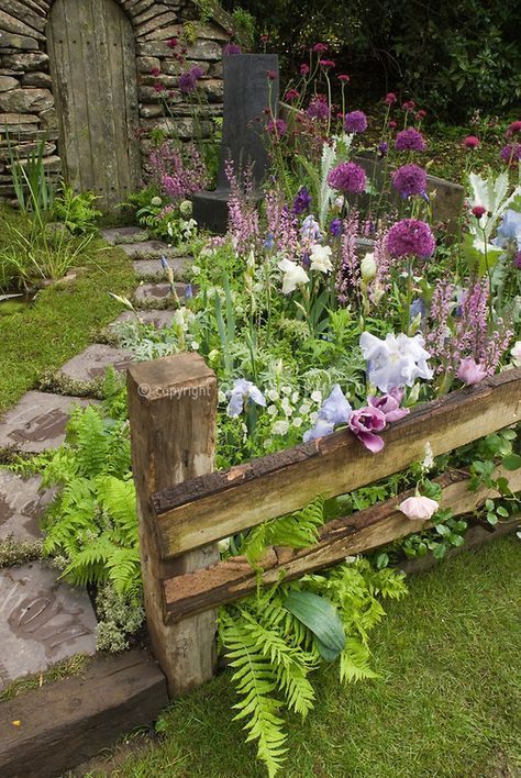 Creative Garden Fence Ideas for Every
Outdoor Space