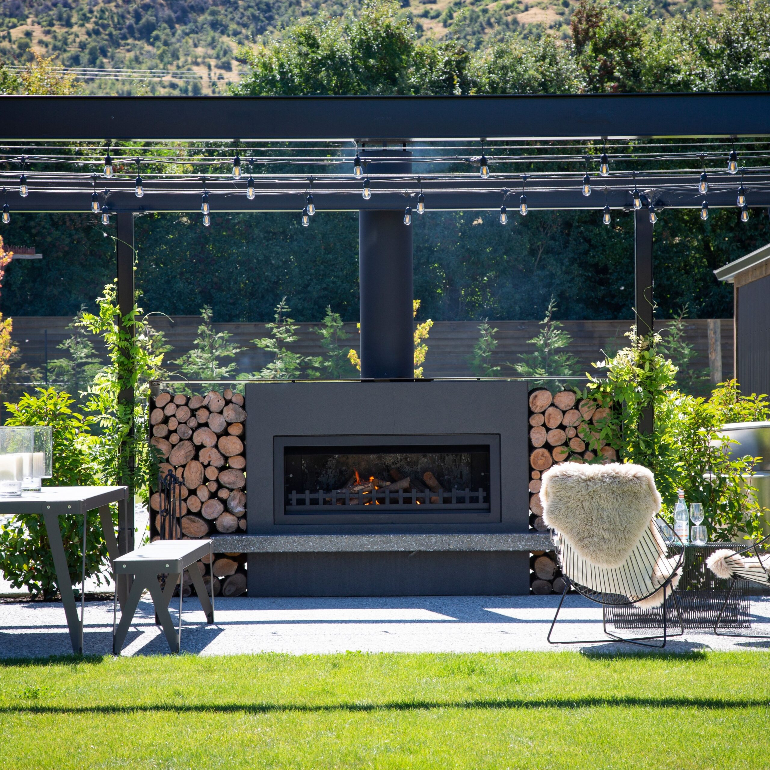 Innovative Outdoor Fireplace Designs to
Elevate Your Backyard