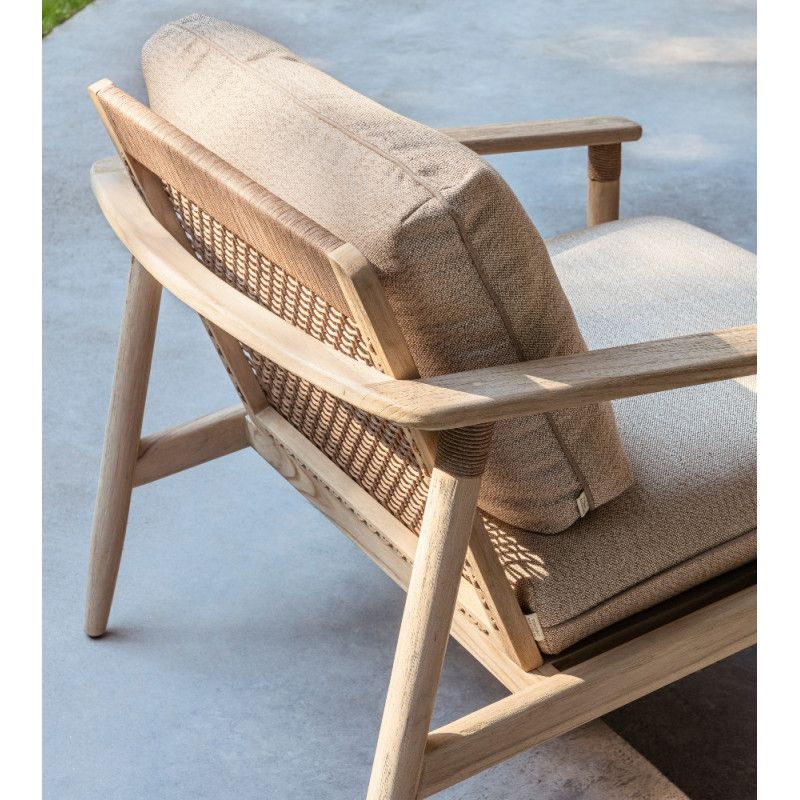 1714075981_outdoor-furniture-cushions.jpg