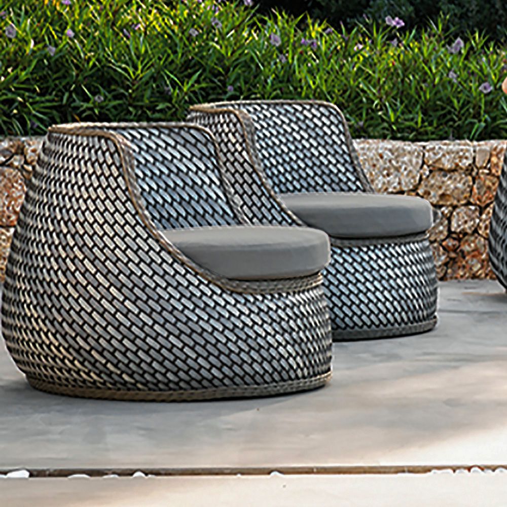 1714076095_outdoor-patio-chairs.jpg