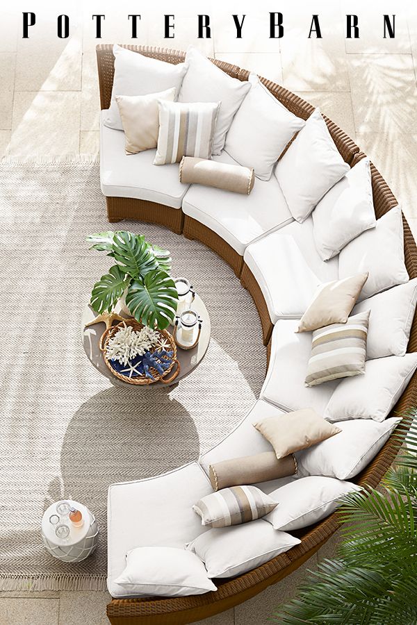 The Ultimate Guide to Choosing and
Maintaining Patio Furniture