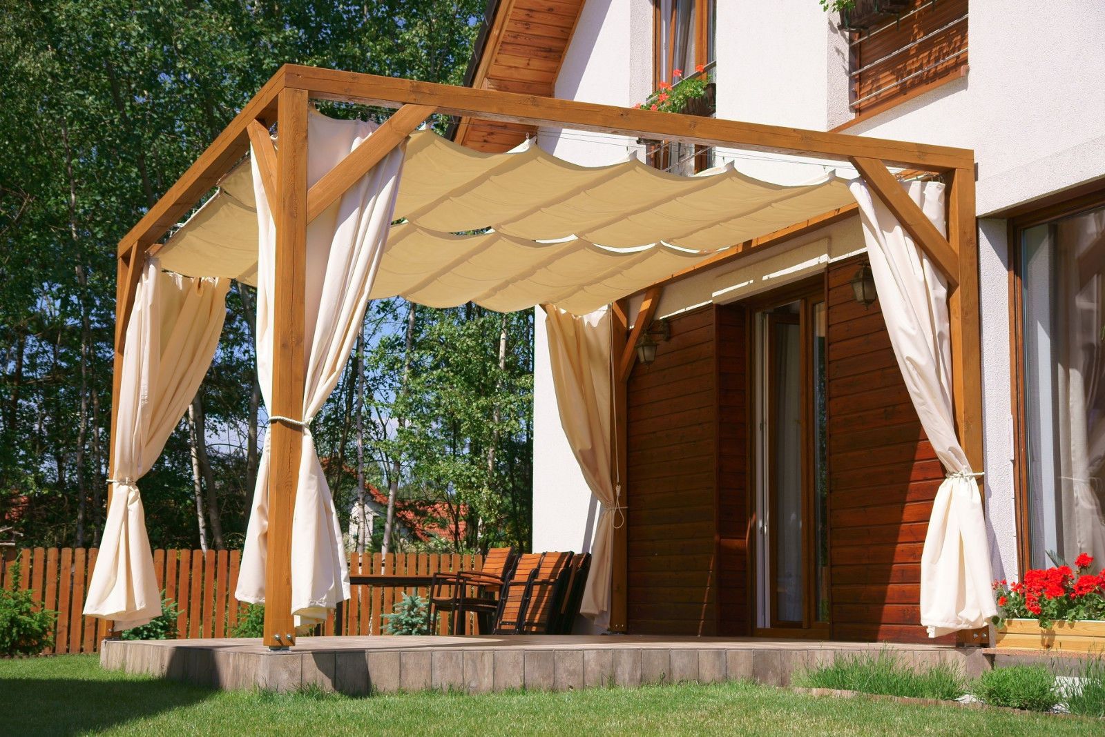 Enhance Your Outdoor Living Space with a Pergola Canopy