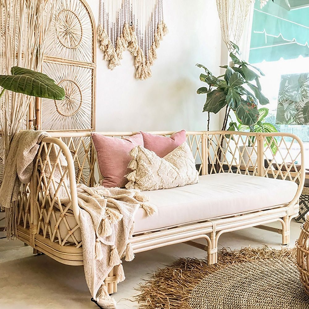 The Ultimate Guide to Choosing a Rattan
  Garden Sofa