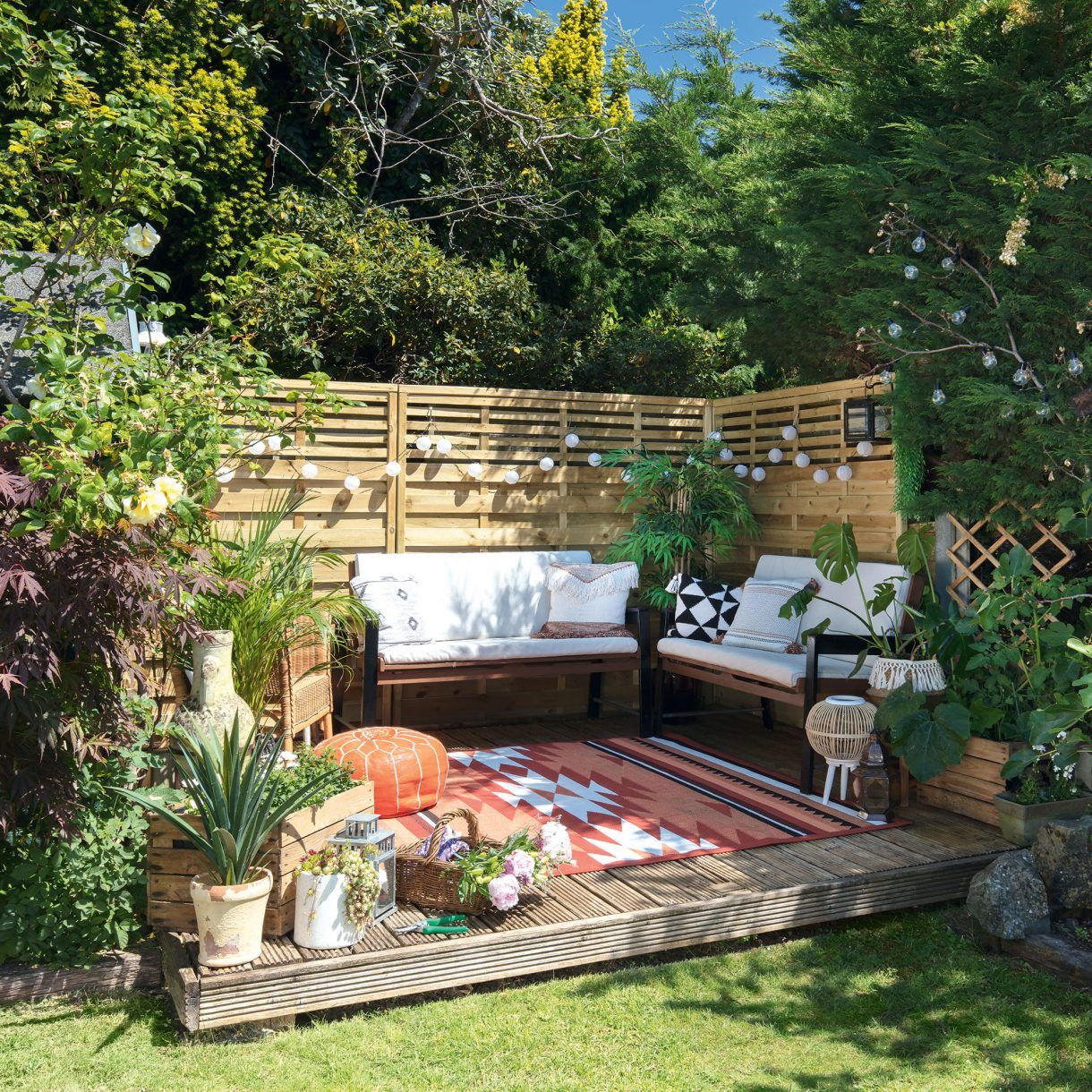 Innovative Garden Designs to Transform
  Your Outdoor Space