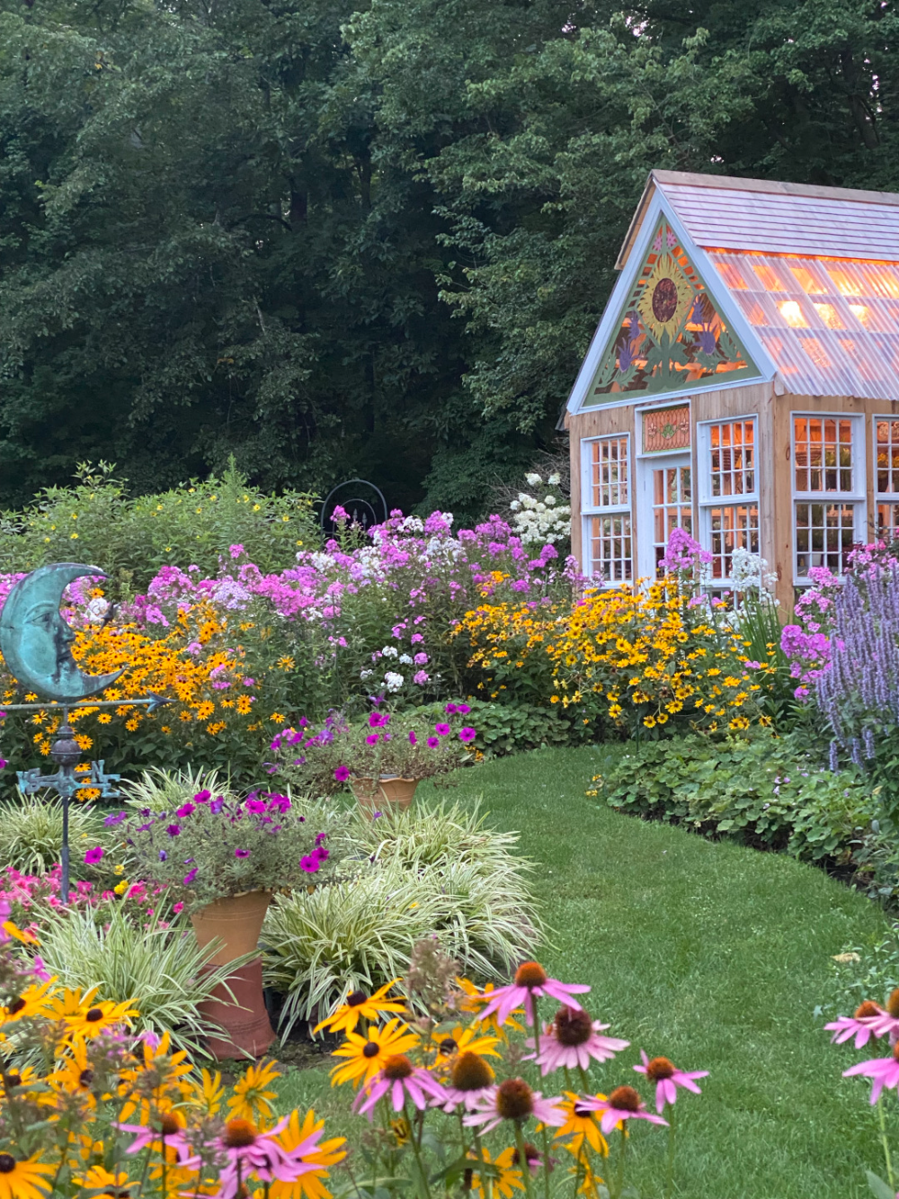 Creative Ideas for Decorating Your Garden