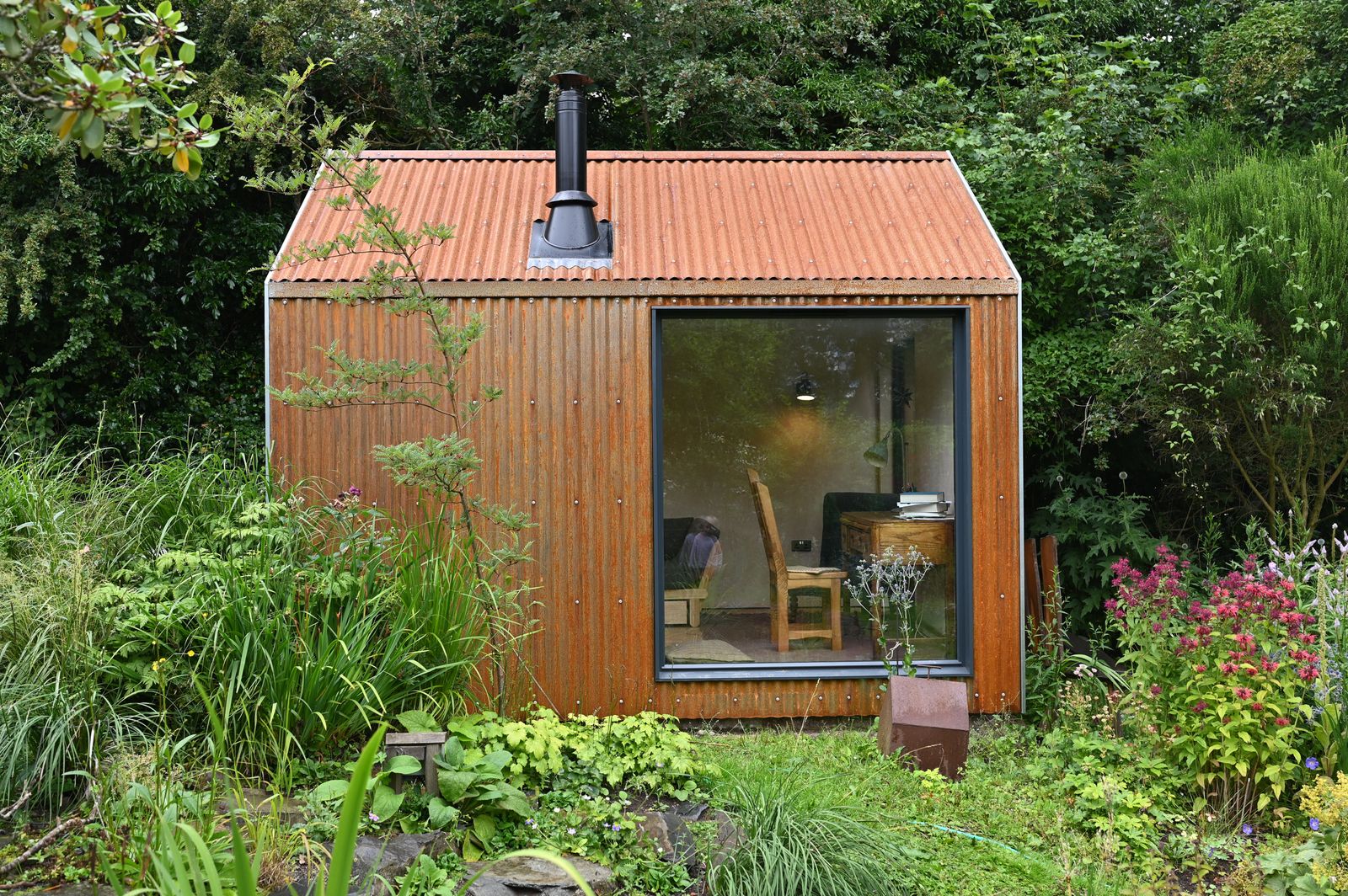 Creative Ways to Transform Your Garden
Shed into a Functional Home Office