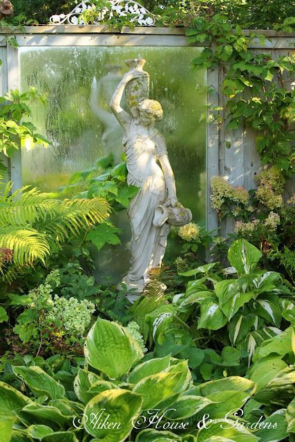 Transform Your Garden with Beautiful
Statues