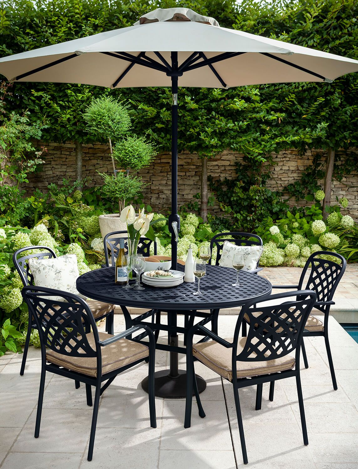 Transform Your Outdoor Space with Hartman
Garden Furniture