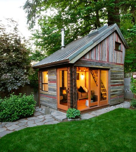 Stunning Backyard Cabins That Will Make You Want to Retreat into Nature