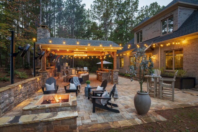 8 Illuminating Landscape Lighting Ideas | The Stone M