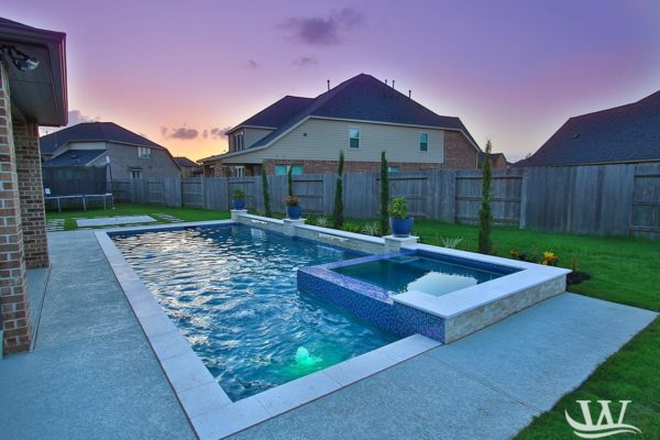 Custom Backyard Pool Designs - Waterside Poolscap