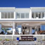 Airy beachfront home with contemporary & casual style | Beach .