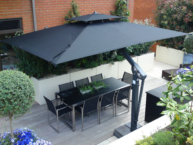 Cantilever Patio Umbrella | Tips for Cantilever Umbrell