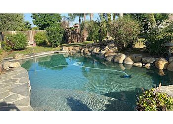 Cool Pools in Bakersfield - ThreeBestRated.c