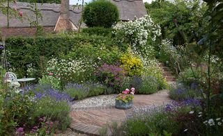 Cottage gardens: how to plan yours and 14 cottage garden ideas .