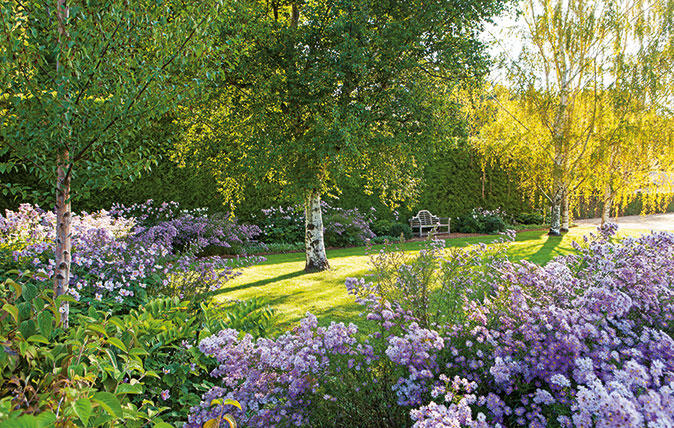 Eight magnificent country gardens on the other side of the world .