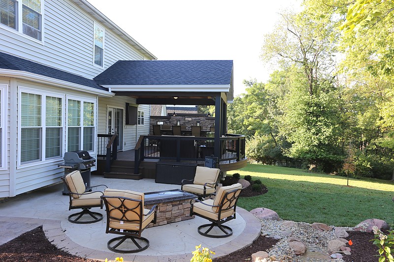 Transform Your Outdoor Living Space with a Covered Deck