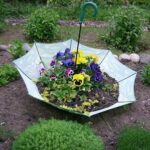 65 Creative DIY Flower Garden Ideas | Upcycle garden, Beautiful .