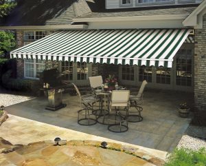 How High Should a Deck Awning Be? | Sunes