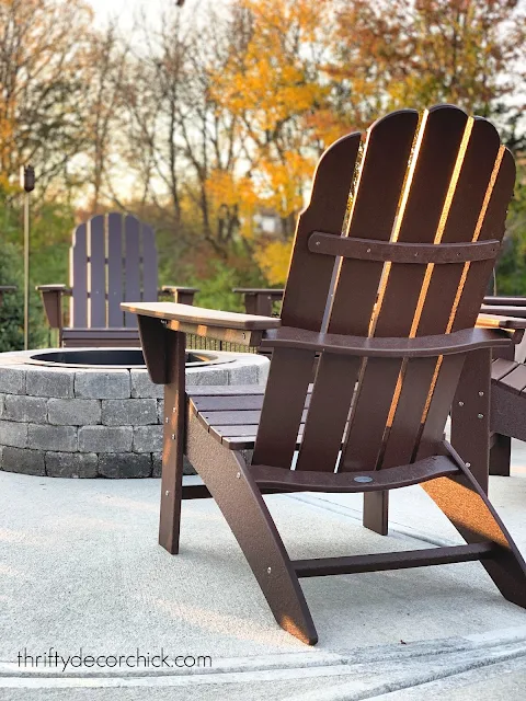 Our Round Patio Fire Pit With Adirondack Chairs | Thrifty Decor .