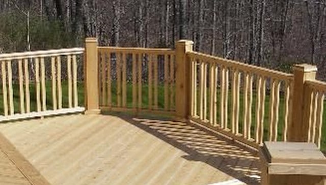 100s of Deck Railing Ideas and Desig