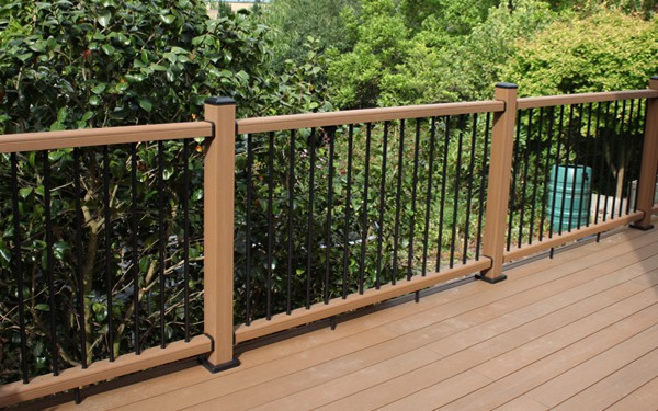 At What Height Should You Install Decking Banisters? | NeoTimb