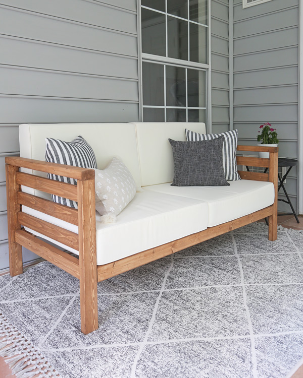 DIY Outdoor Furniture Projects for the Perfect Patio