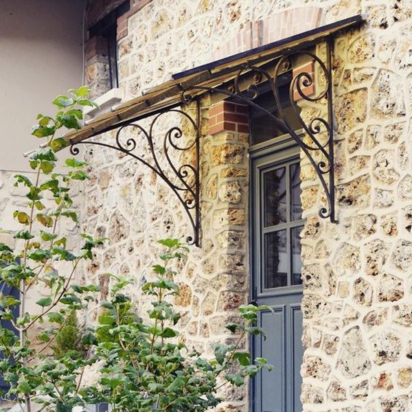 21 Inspiring Door Canopy Ideas For Small Space | HomeMydesign .