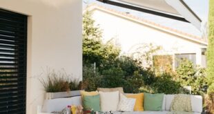 Choose an electric awning to enjoy outdoor living! | Som