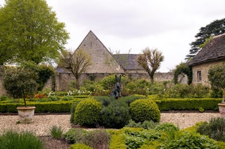 English Gardens - English Cottage & Country Gardens | House & Gard