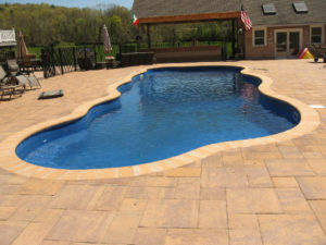 Buying a Fiberglass Pool - EZ Aqua Fiberglass Poo