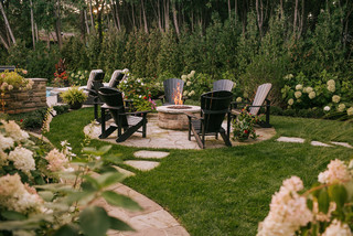 Flagstone Patio - Photos & Ideas | Hou