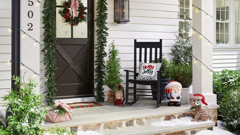 Christmas Décor for Front Porch