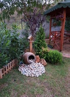 190 Lawn & Yard Decor Ideas | outdoor gardens, yard decor, garden .