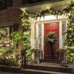7 Outdoor Christmas Decorations Ideas in Your Front Gard