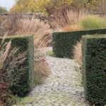 Piet Oudolf garden at Bury Court | Garden hedges, Modern garden .
