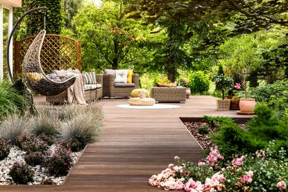 Garden landscaping ideas: 12 ways to plan the perfect yard space .