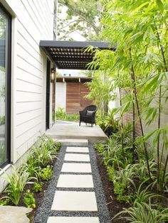 40 Garden Pavers and Stepping Stones ideas | garden design, garden .