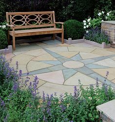 compass rose patio design | Diy patio pavers, Garden paving .