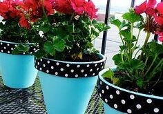 Guest Project: Flowered Wipes Container | Painted flower pots .