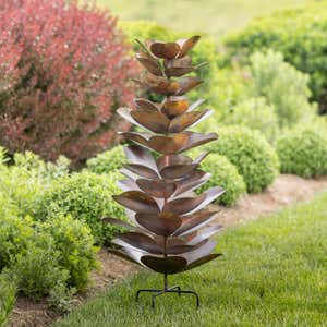 Large-Scale Pinecone Metal Garden Sculpture | VivaTer